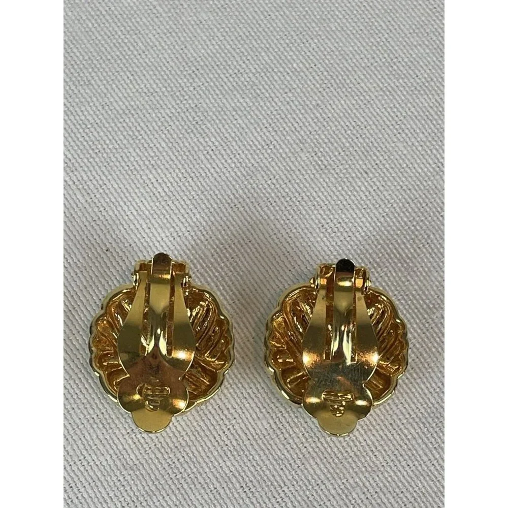 Vintage Clip On Gold Tone Basket Weave Earrings 80s 90s Rubbed - Picture 6 of 8